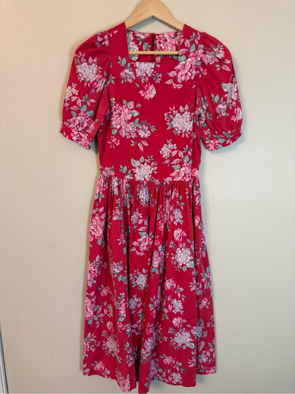Vintage Laura Ashley Floral Midi Dress Cottagecore Puff Sleeve Size 6